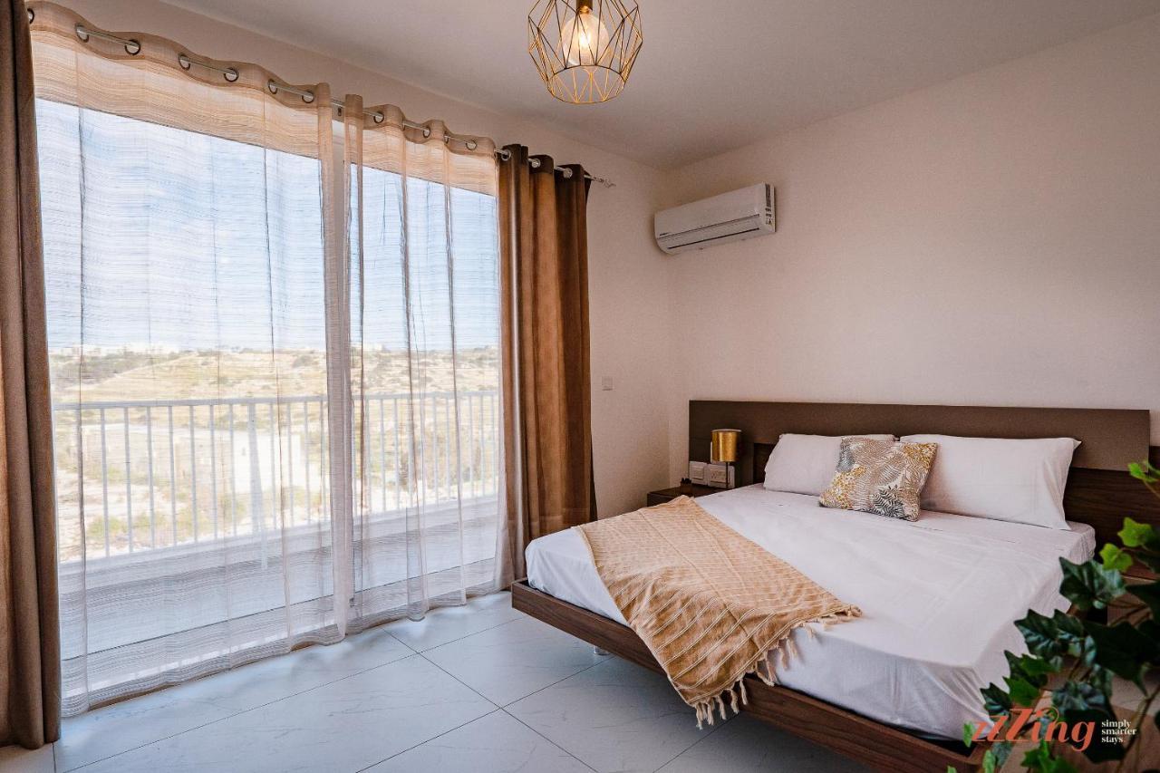 Insta Worthy Gorgeous Seaview Penthouse Daire St. Paul's Bay Dış mekan fotoğraf